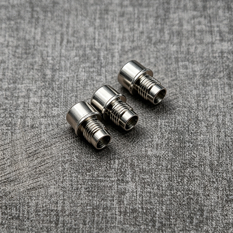 Corona per orologio a vite, di - Watch Crown Pusher recensione e prezzo