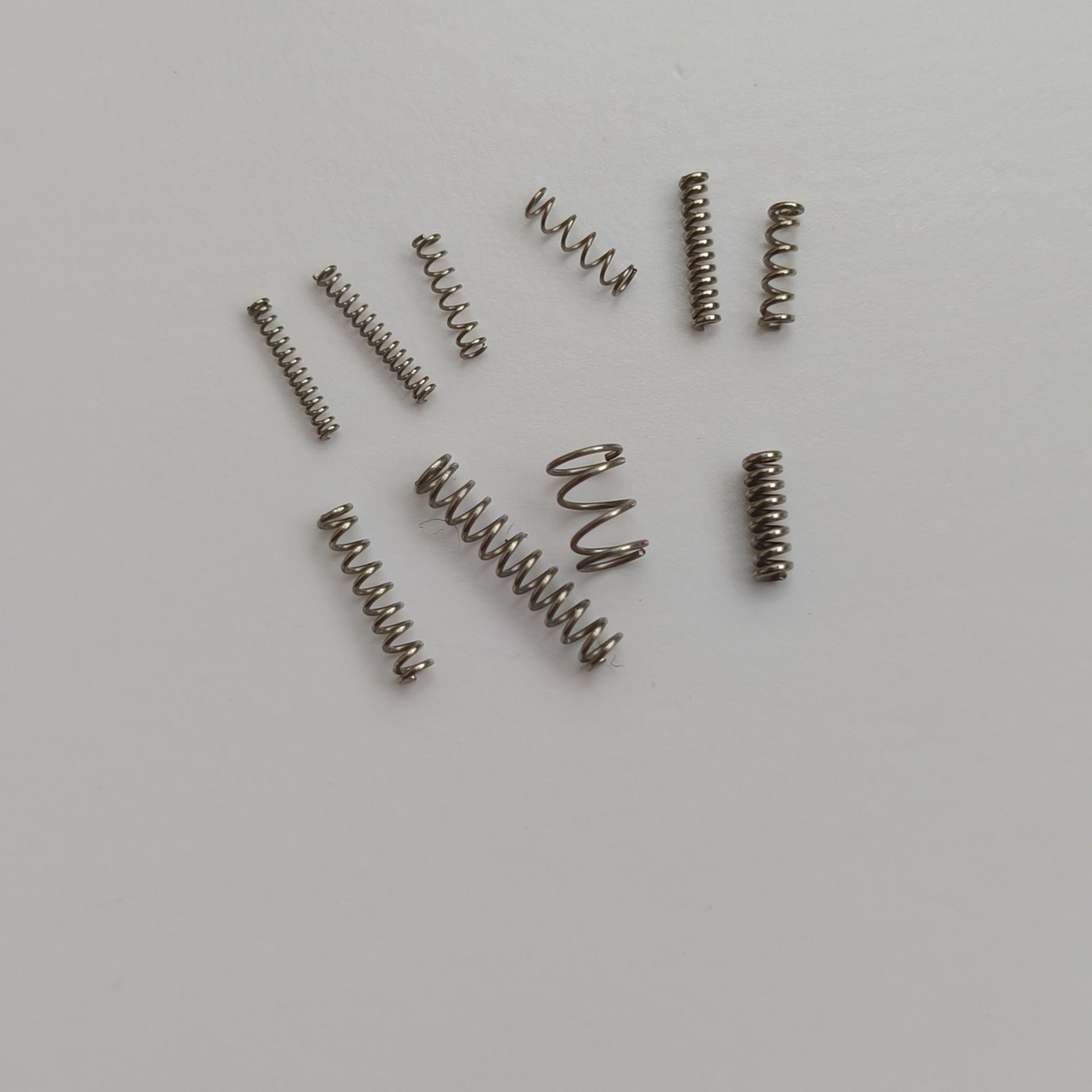 Assortimento di molle per coro - Watch Crown Pusher recensione e prezzo